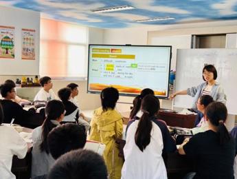 交流互鉴启发智慧，携手共育赋能未来 ——白鹤中学骨干教师赴我校开展深度访学活动