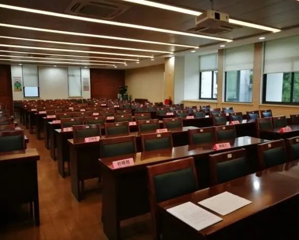 新形势 新思路 新突破——记吴中区城西联盟初中历史教学研讨会议