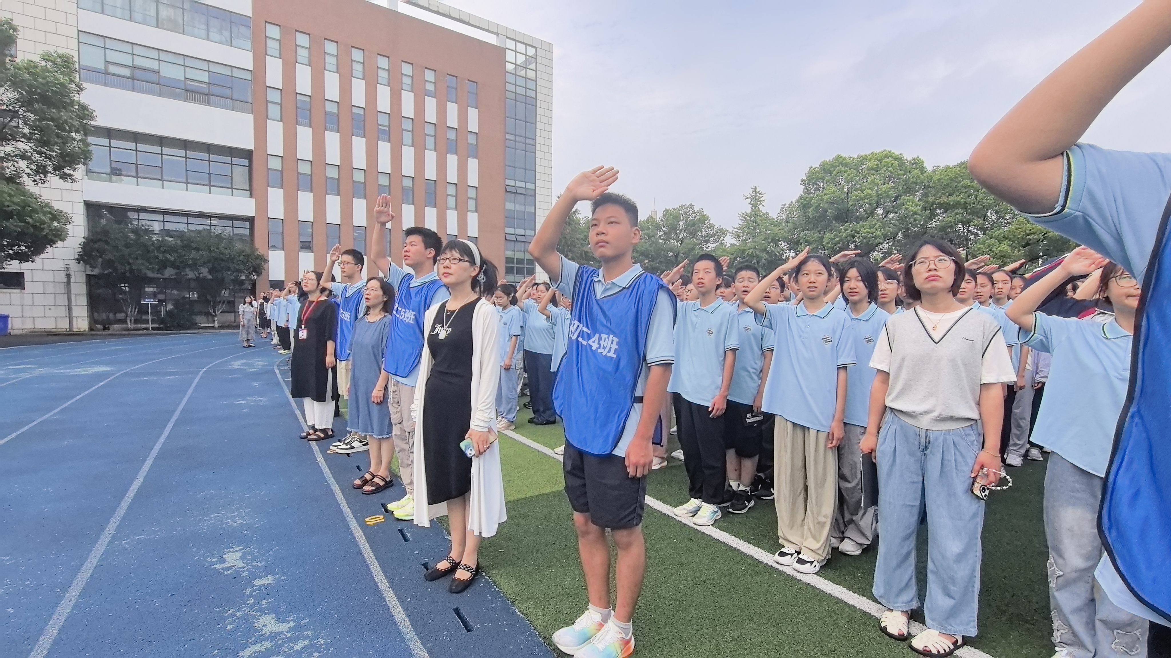 lQDPKGrH_V6aZ5nNCQDNEACwMTO2wWflcoUIk5IkX165AA_4096_2304